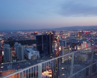 las vegas stratosphere night view